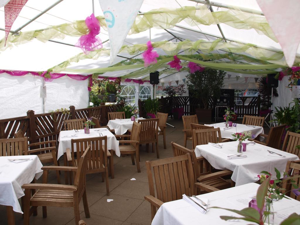 Manor Inn Galmpton Bagian luar foto